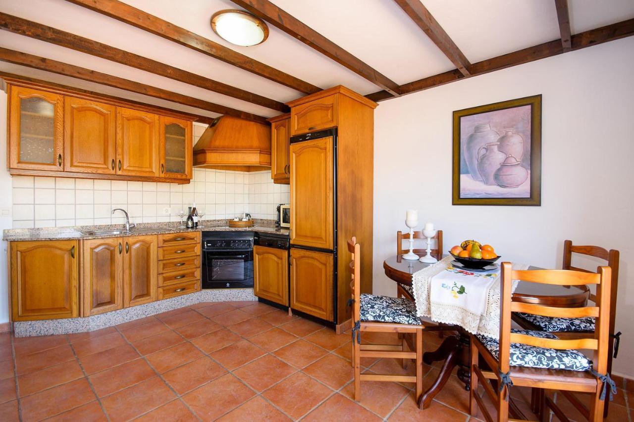 Вилла Casa Clara 1 Кониль Экстерьер фото